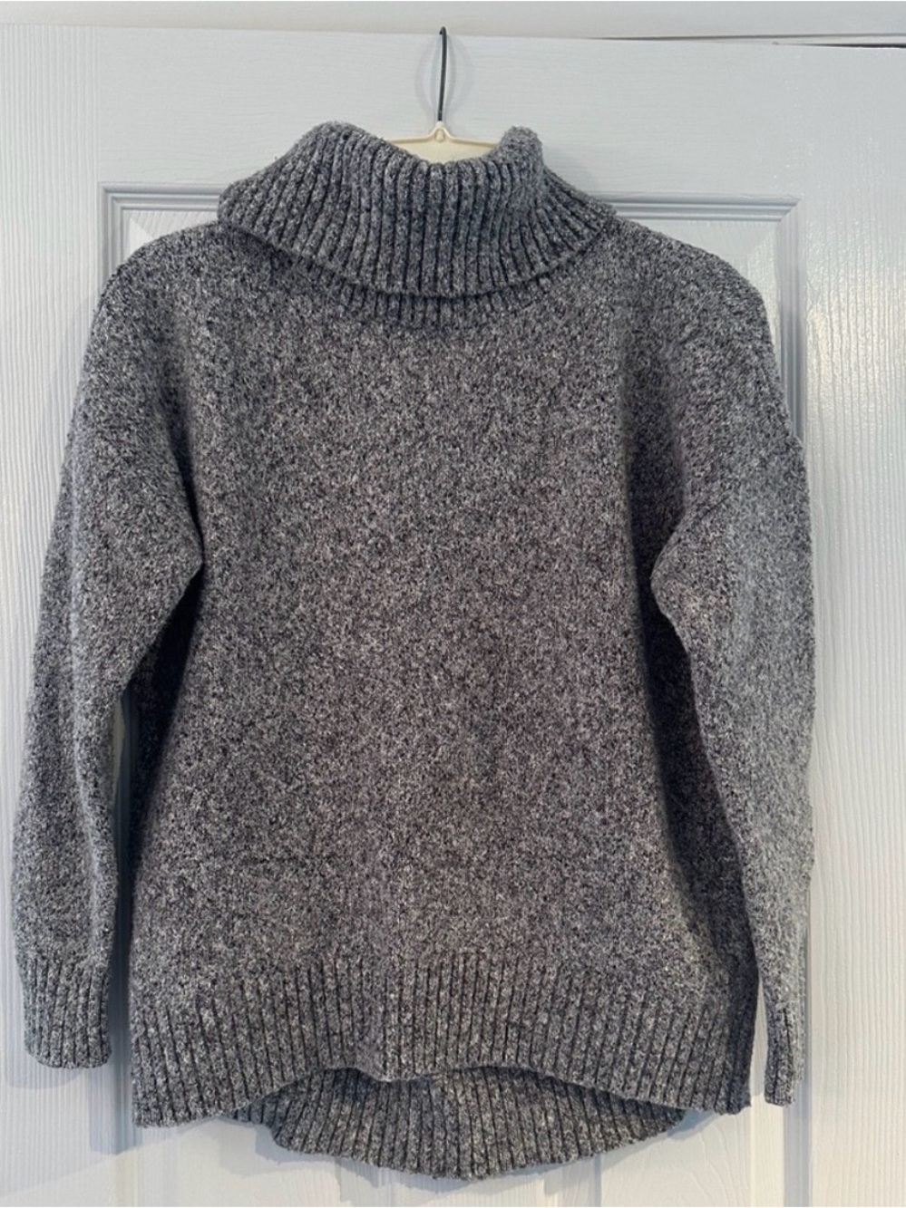 Old Navy Heather Gray Turtleneck Sweater